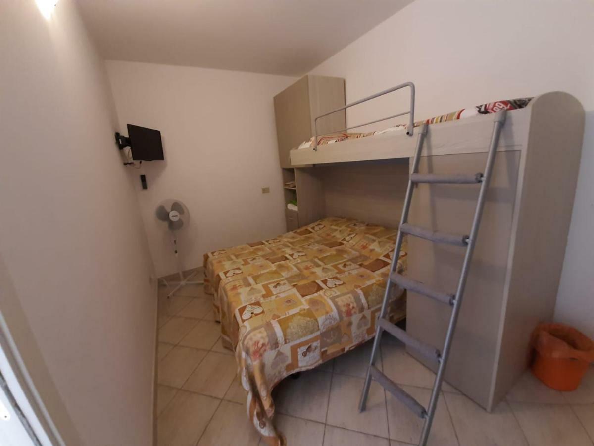 Il Gabbiano Apartment Виареджо Екстериор снимка